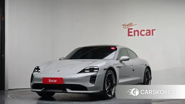 Porsche Taycan 2021 Серебристо-серый из Кореи