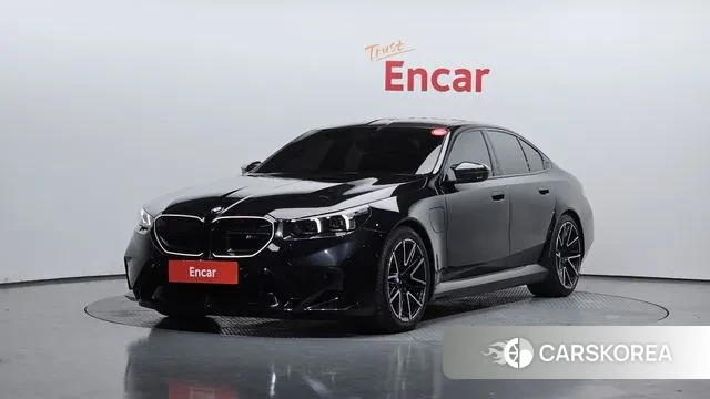 BMW M5 (G90) 2025 Черный из Кореи