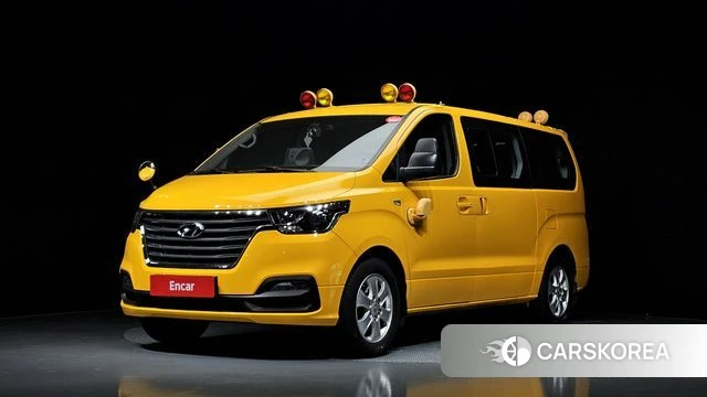 Hyundai The New Grand Starex 2018 Желтый из Кореи