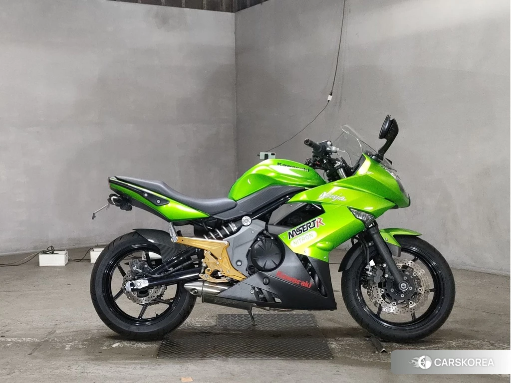 Проданный Kawasaki NINJA 400R 2014 из Японии