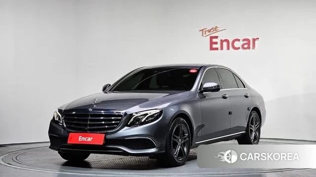 Mercedes-Benz E-Class W213 2018 Серый из Кореи