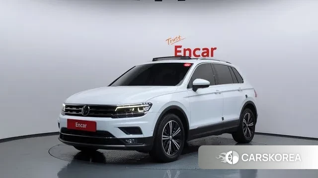 Volkswagen Tiguan second Generation 2019 Белый из Кореи