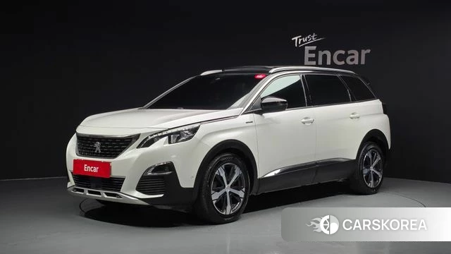 Peugeot 5008 second generation 2018 Белый из Кореи