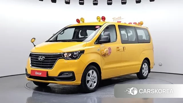 Hyundai The New Grand Starex 2021 Желтый из Кореи