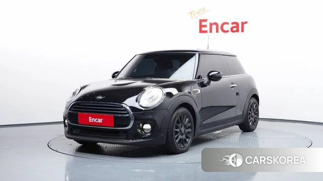 Mini Cooper 2018 Черный из Кореи