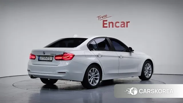 BMW 3 Series (F30) 2018 Белый из Кореи