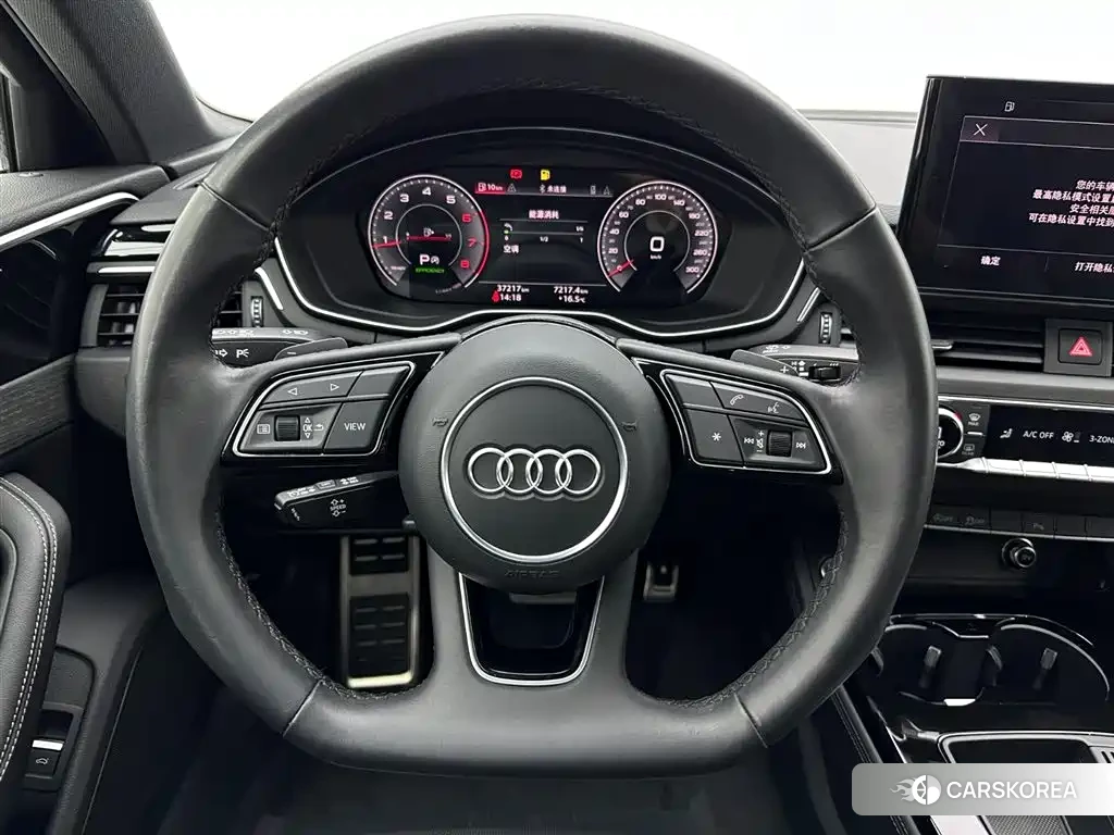 Audi A4L 2024 Белый из Китая