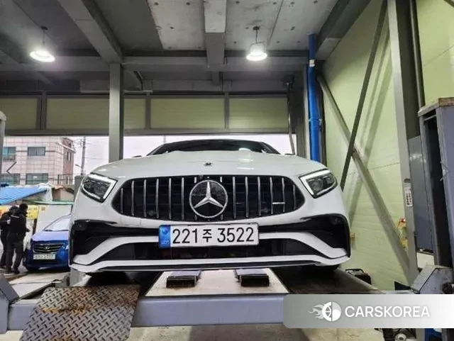 Mercedes-Benz CLS-Class C257 2022 Белый из Кореи