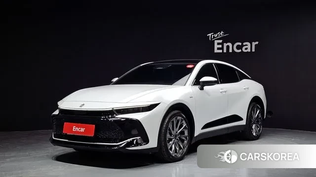Toyota Crown Crossover 2024 Белый из Кореи
