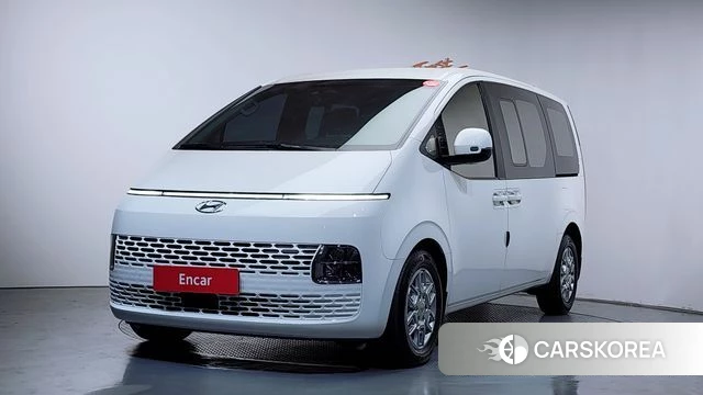 Hyundai Staria 2023 Белый из Кореи