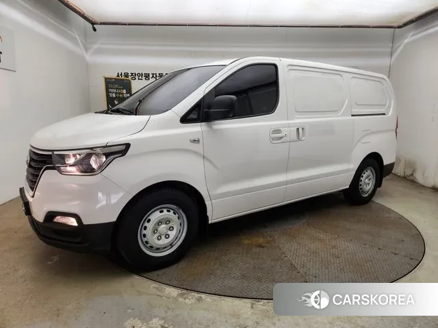 Hyundai The New Grand Starex 2021 Белый из Кореи