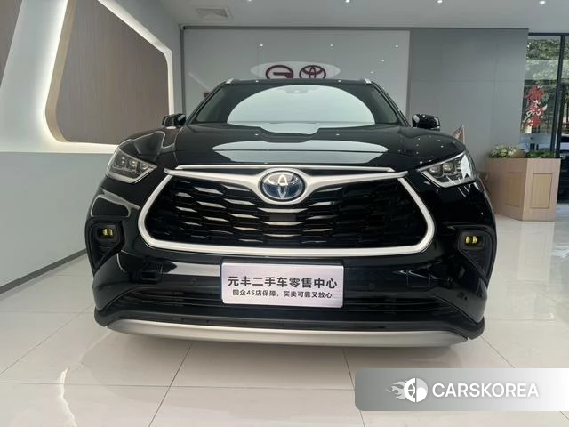 Toyota Highlander 2022 Черный из Китая