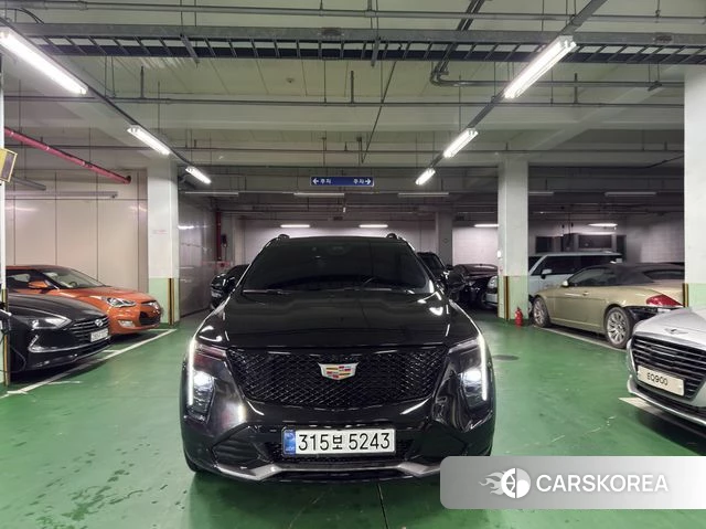 Cadillac XT4 2024 Черный из Кореи