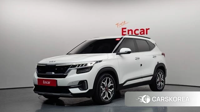 Kia Seltos 2022 Белый из Кореи