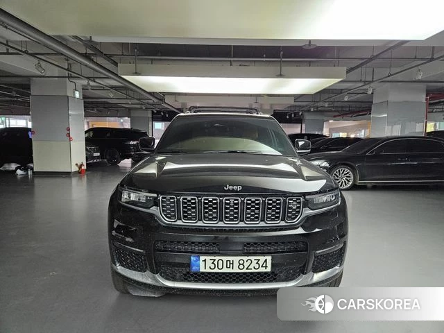 Jeep Grand Cherokee (WL) 2021 Черный из Кореи