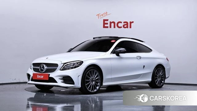 Mercedes-Benz C-Class W205 2019 Белый из Кореи