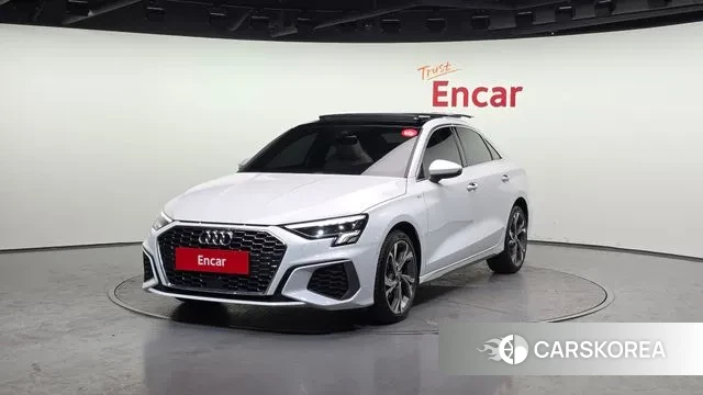 Audi A3 (8Y) 2023 Белый из Кореи