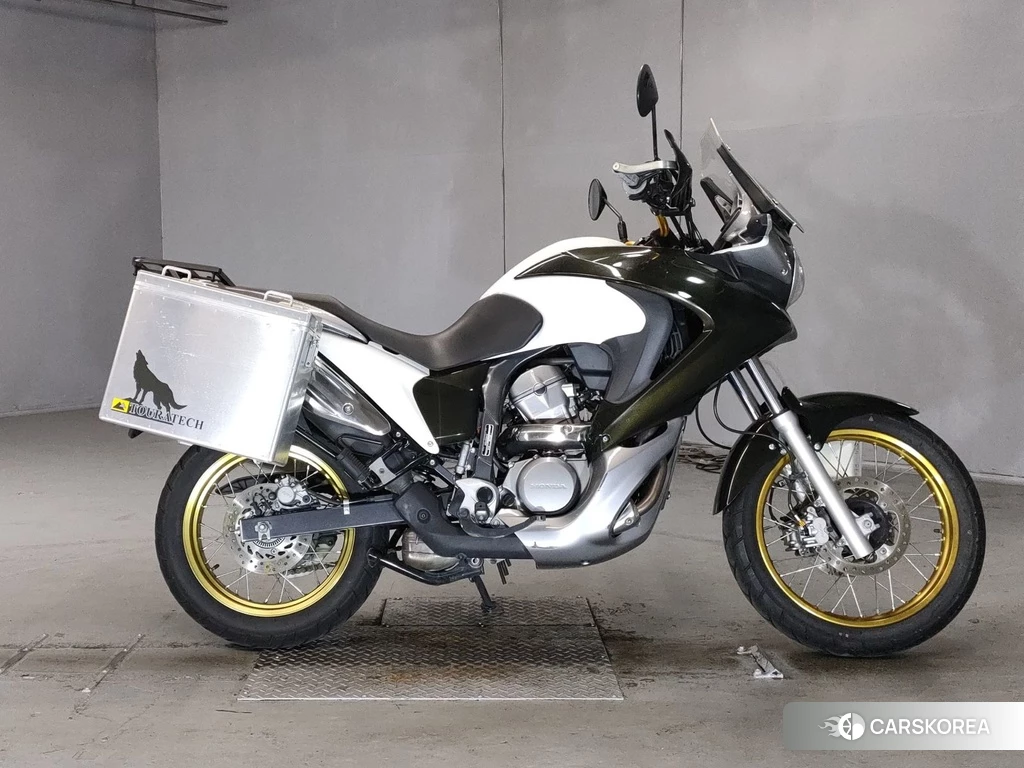 Проданный Honda TRANSALP 700 2012 из Японии
