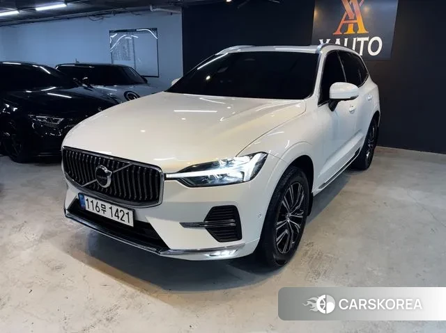 Volvo XC60 second Generation 2022 Белый из Кореи
