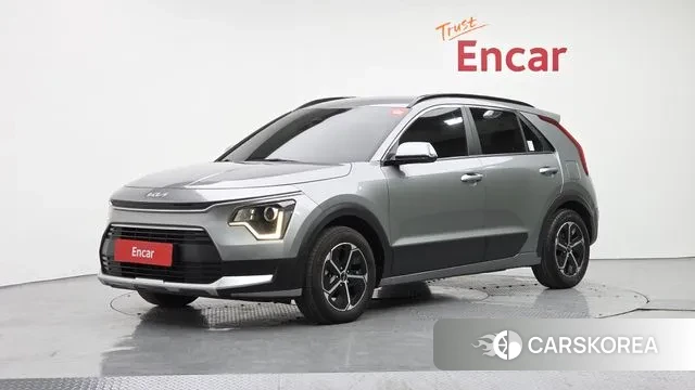 Kia Di Ol Nu Niro 2022 Серебристо-серый из Кореи