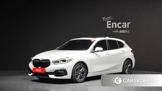 BMW 1 Series (F40) 2022 Белый из Кореи