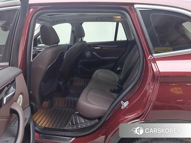 BMW X1 2021 Красный из Китая