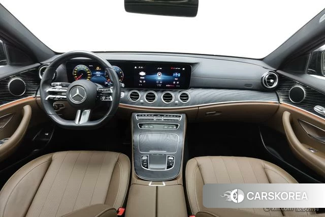 Mercedes-Benz E-class (imported) 2021 Черный из Китая