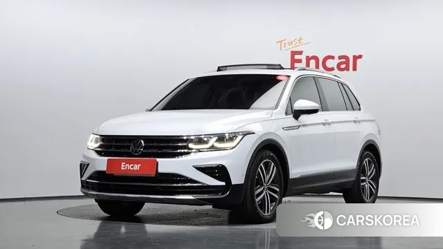 Volkswagen Tiguan second Generation 2022 Белый из Кореи