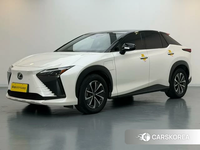 Lexus RZ 2023 Белый из Китая