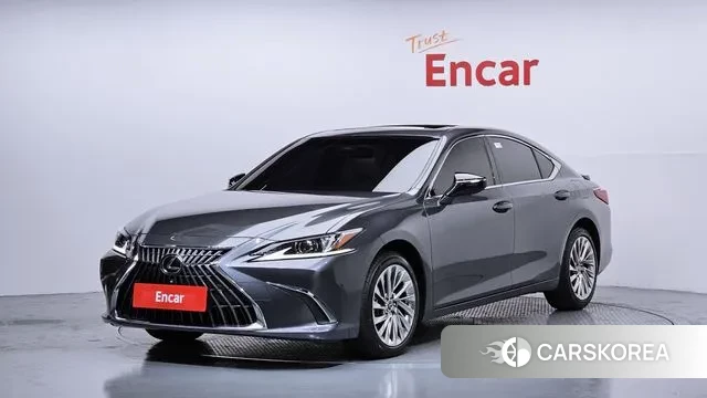 Lexus ES300h 7th generation 2023 Серый из Кореи