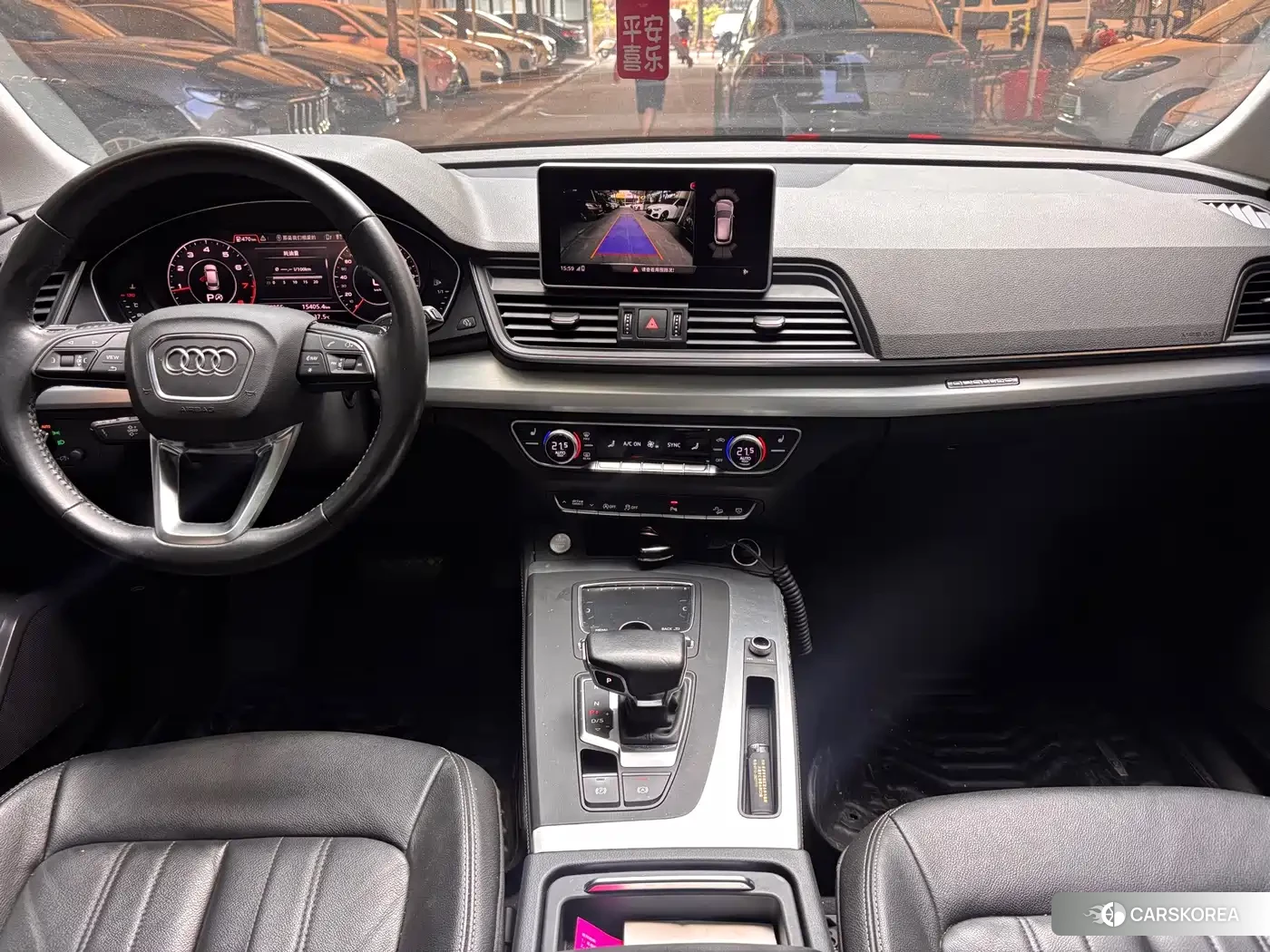 Audi Q5L 2021 Белый из Китая
