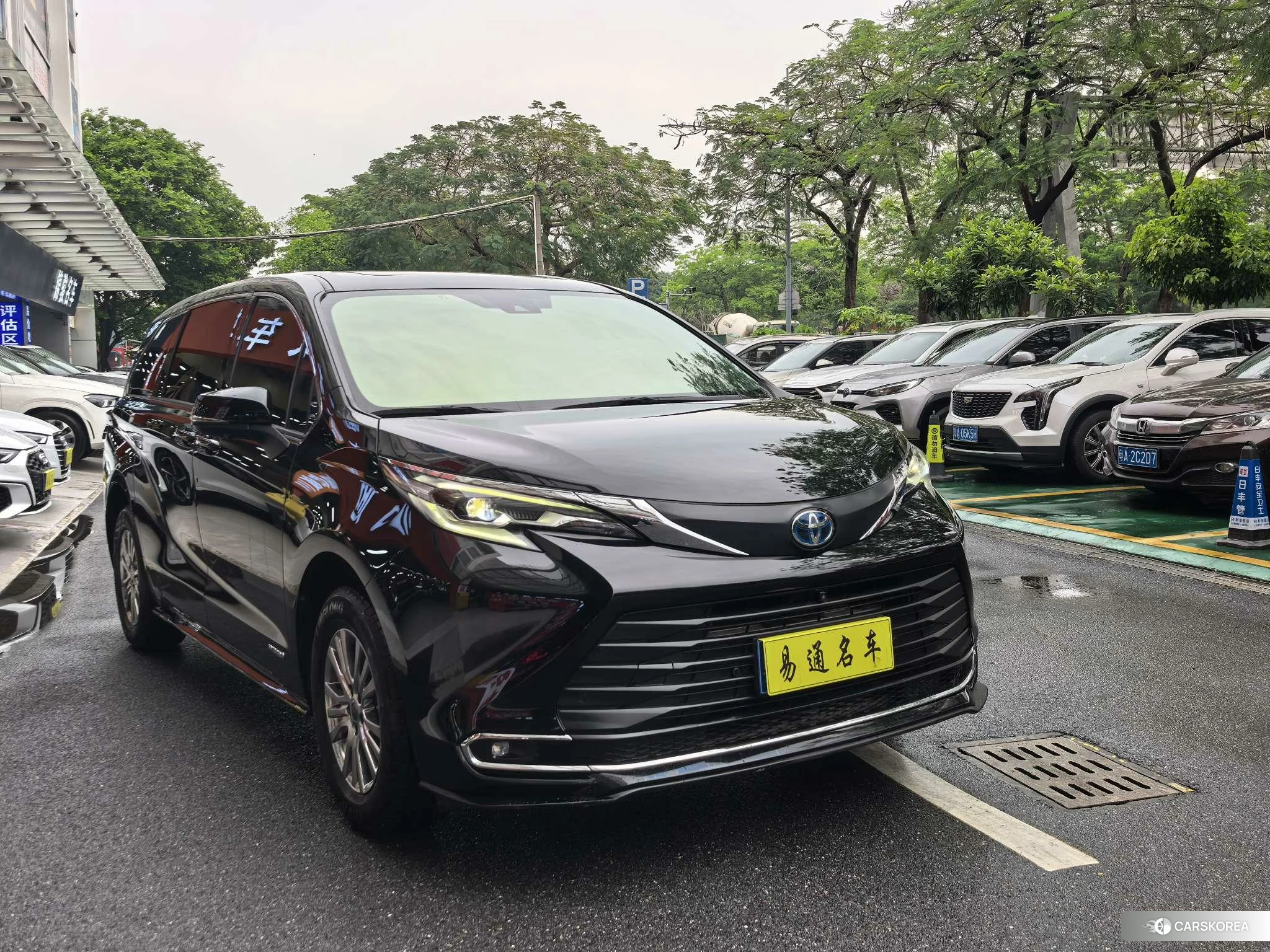 Toyota Saina 2021 Черный из Китая