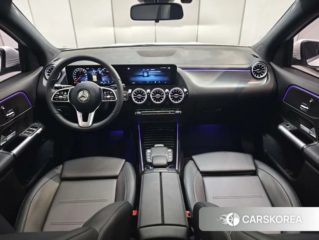 Mercedes-Benz GLA 2023 Белый из Китая