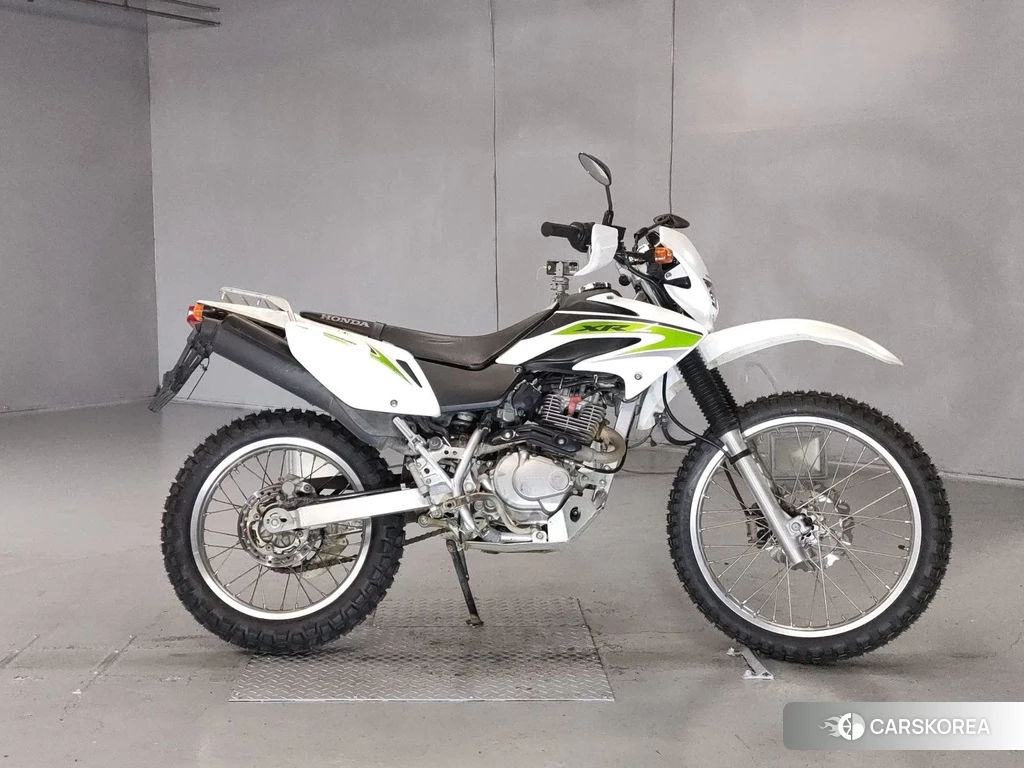 Проданный Honda XR230 2010 из Японии, фото 2