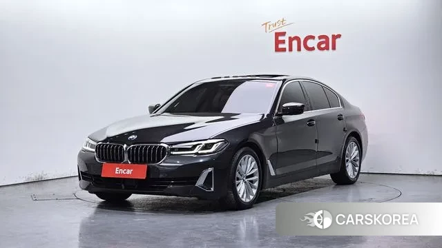 BMW 5 Series (G30) 2023 Серый из Кореи