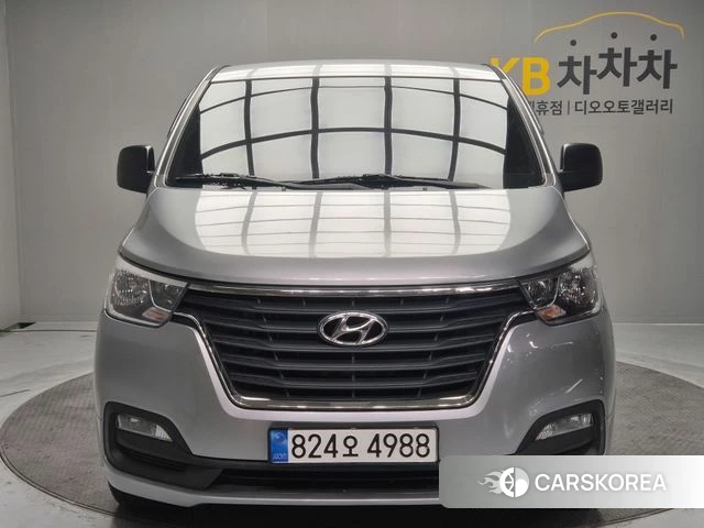 Hyundai The New Grand Starex 2020 Серебристо-серый из Кореи