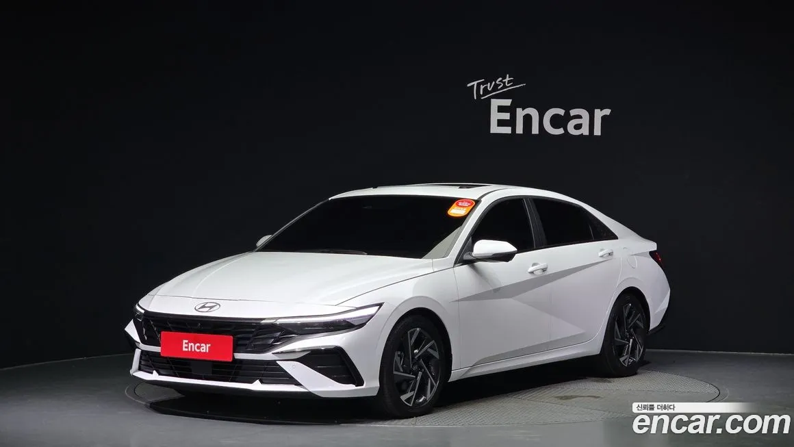 Hyundai The New Avante Hybrid (CN7) 2023 Белый из Кореи