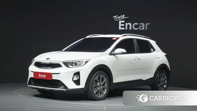 Kia Stonic 2018 Белый из Кореи