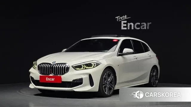 BMW 1 Series (F40) 2022 Белый из Кореи