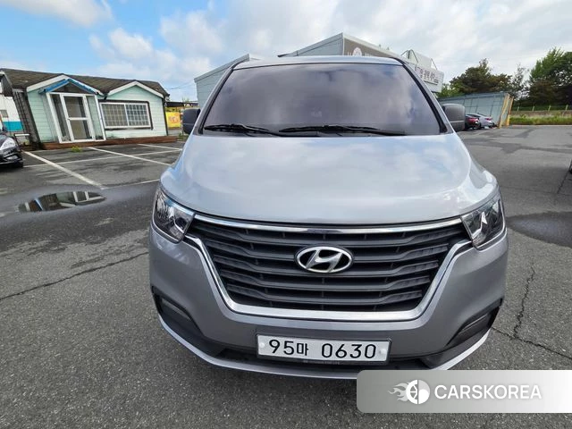 Hyundai The New Grand Starex 2019 Серебристо-серый из Кореи