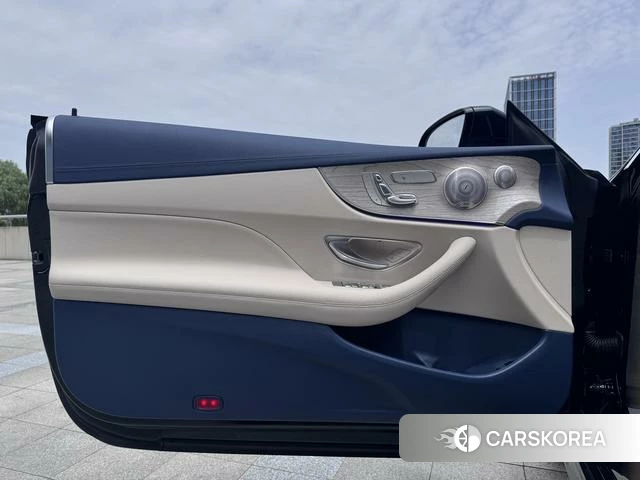 Mercedes-Benz E-class (imported) 2023 Зеленый из Китая
