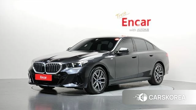 BMW 5 Series (G60) 2024 Серый из Кореи
