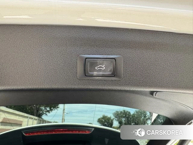 Audi Q3 2024 Белый из Китая