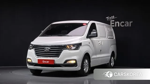 Hyundai The New Grand Starex 2018 Белый из Кореи