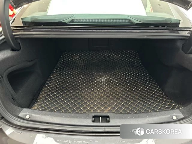 Volvo S90 2025 Темно-серый из Китая