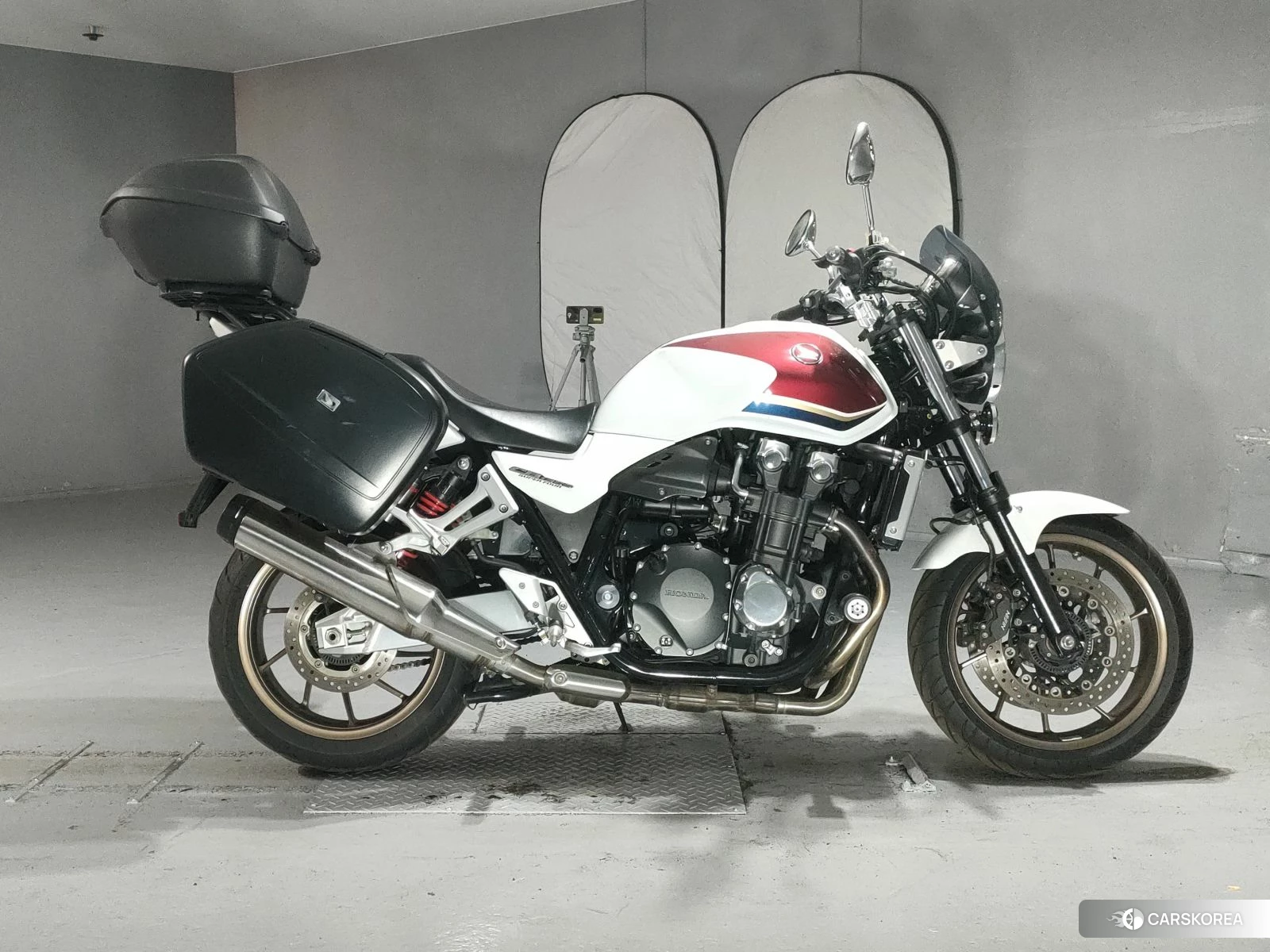 Проданный Honda CB1300SF 2017 из Японии