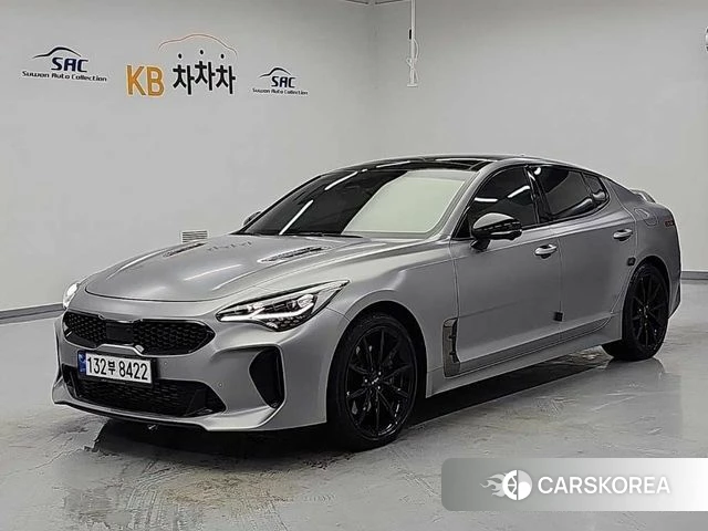 Kia Stinger Meister 2023 Серебристо-серый из Кореи