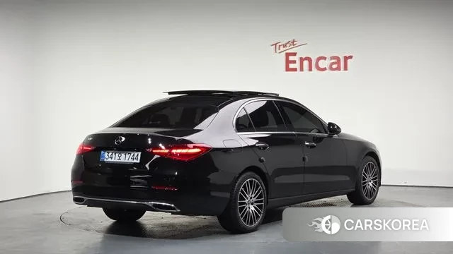 Mercedes-Benz C-Class W205 2022 Черный из Кореи