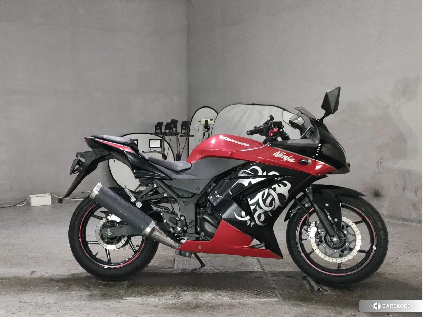 Kawasaki NINJA 250R 2010 из Японии, фото 3