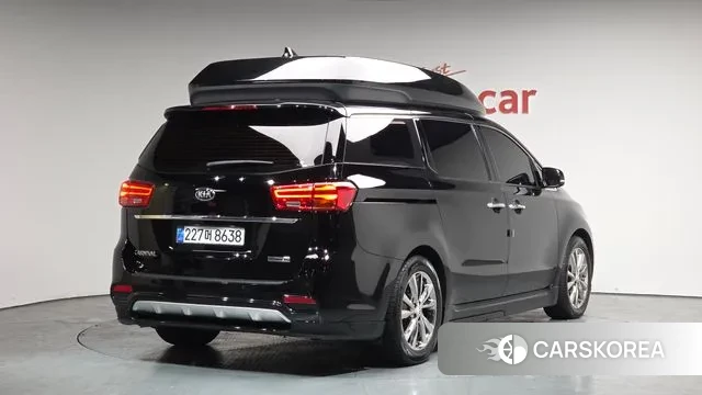 Kia The New Carnival 2019 Черный из Кореи